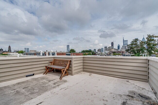 Building Photo - 917 S 18th St