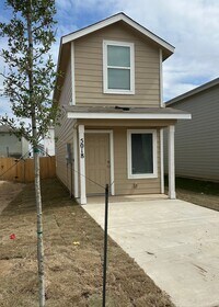 Building Photo - 5018 Primrose Rdg