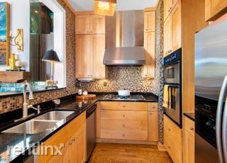 Building Photo - 1 br, 1 bath Condo - 3 Chisolm St Unit 203