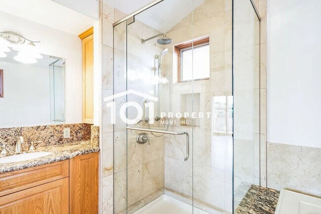 Building Photo - Spacious 4-Bedroom Home with 3 Bathrooms and a 2-Car Garage