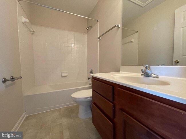 Building Photo - 107 Hemlock Dr
