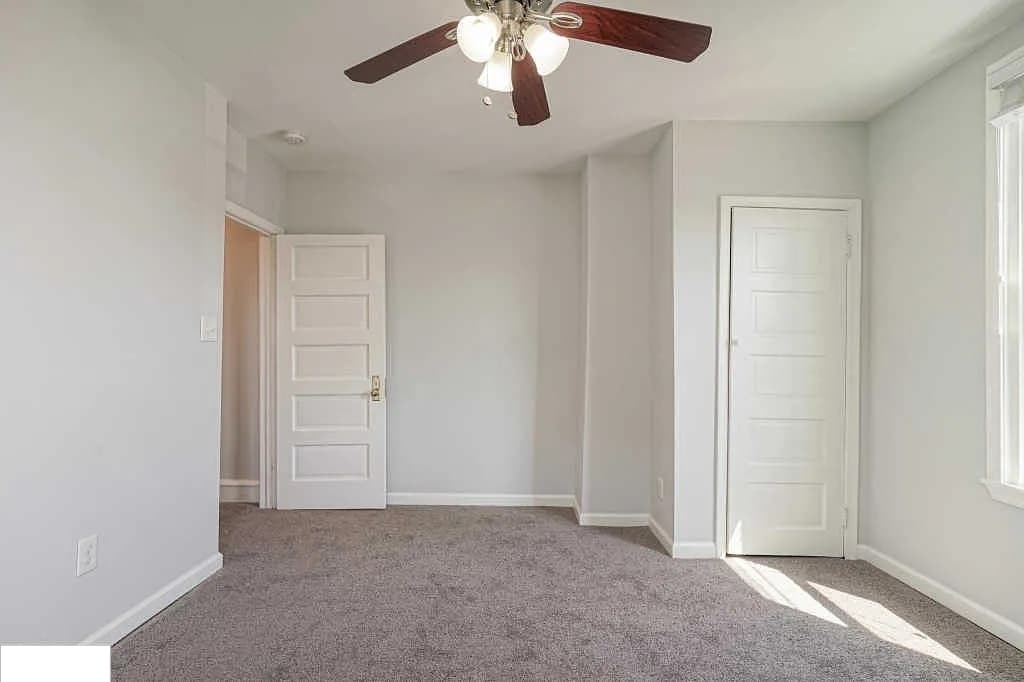 Building Photo - 217 Shurs Ln