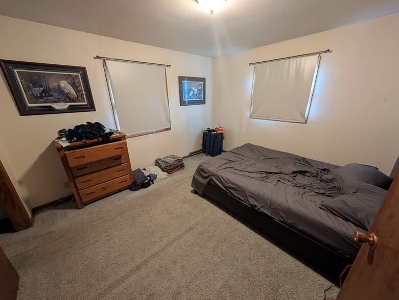 Bedroom 1 - 1408 Fleetfoot Dr