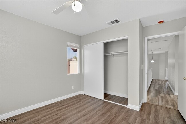 Building Photo - 636 Thornewood Pl