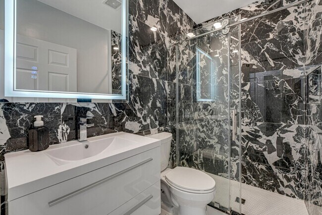 Building Photo - Spacious 4-Bedroom with 3 Full Baths in Royal Palm Beach!