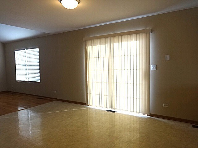 Building Photo - 25773 S Hoover Ct