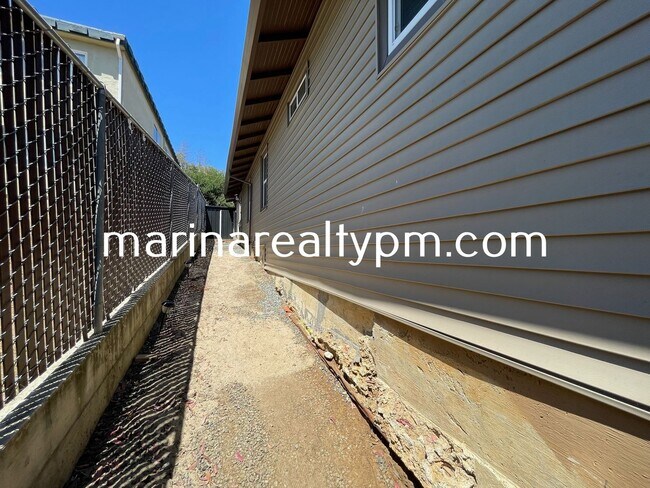 Building Photo - 966 Benicia Rd