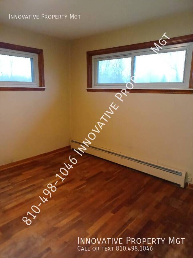 Building Photo - $200 off move in costs! Great opportunity!...