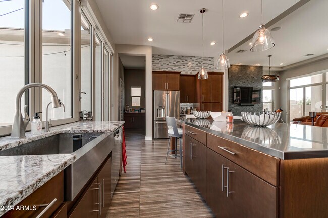 Building Photo - 5760 S Huachuca Way