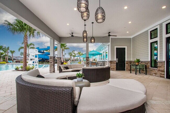 Building Photo - Lakeside Luxury in Parrish - 5 Bedroom BRA...