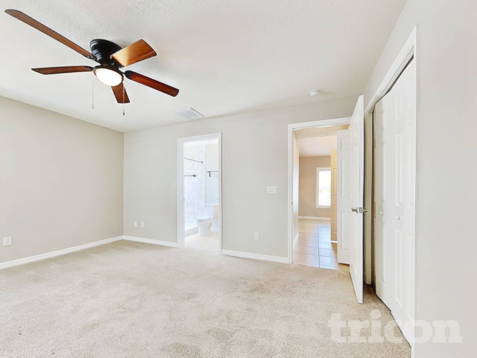 Building Photo - 10109 37th Ct E