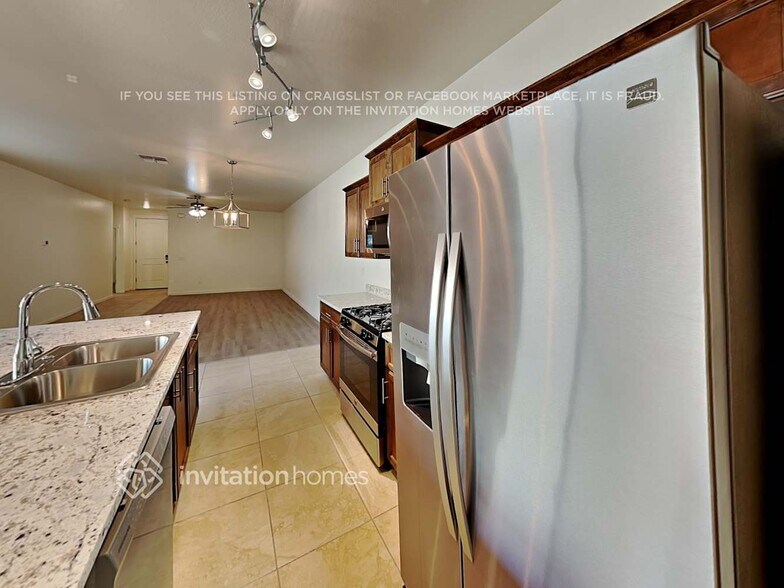 Building Photo - 14789 W Alexandria Way