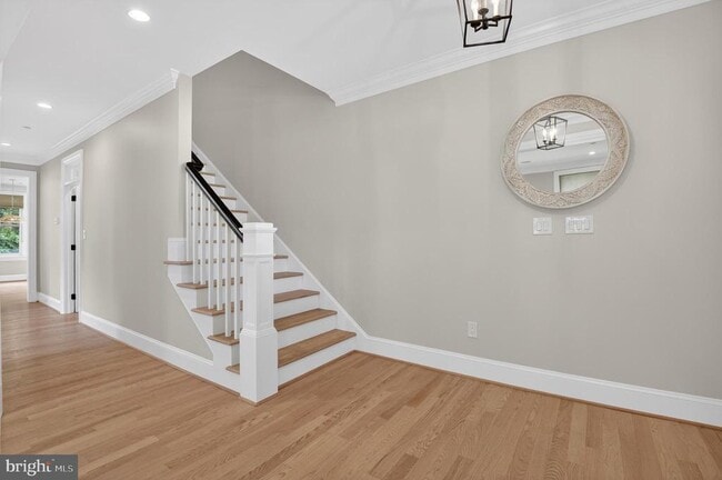 Building Photo - 5718 Huntington Pkwy