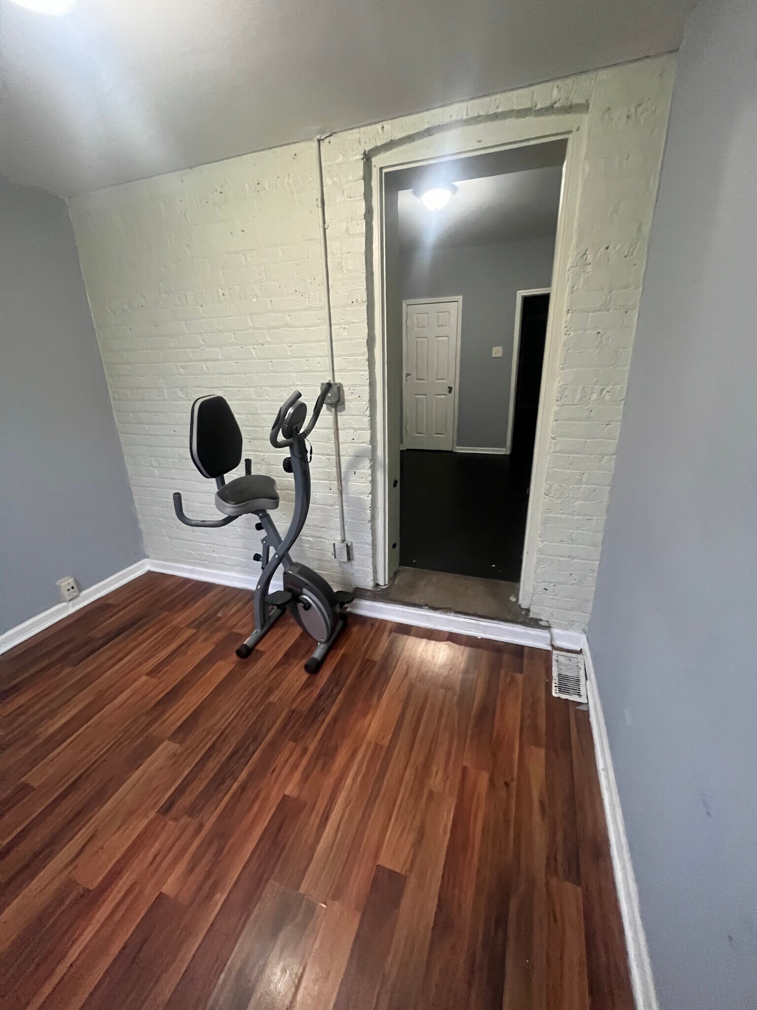 Bonus Room connected to 3rd Room (2nd Pic) - 8352 S Peoria St