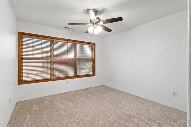 Building Photo - 3126 Alameda St