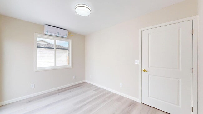 Building Photo - 976 Masson Ave