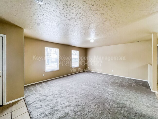 Building Photo - 6523 S Covewood Way