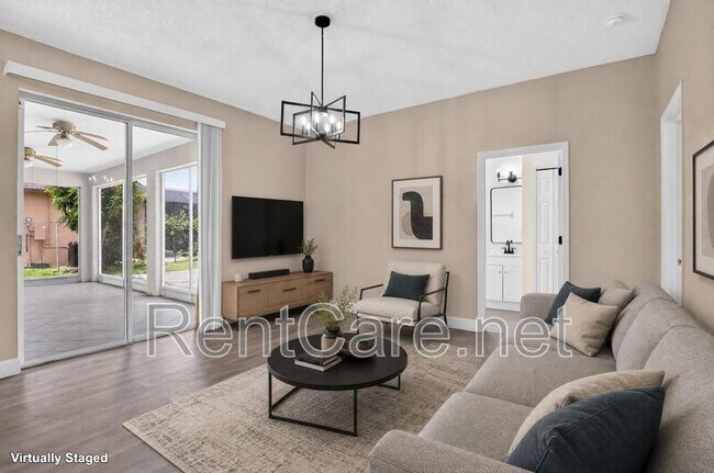 Building Photo - 121 Aurelia Ct