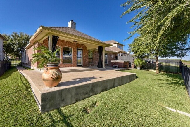 Building Photo - 1614 Hidden Springs Path