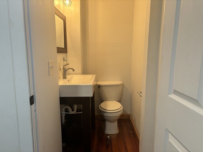 Building Photo - 426 Washington Ave