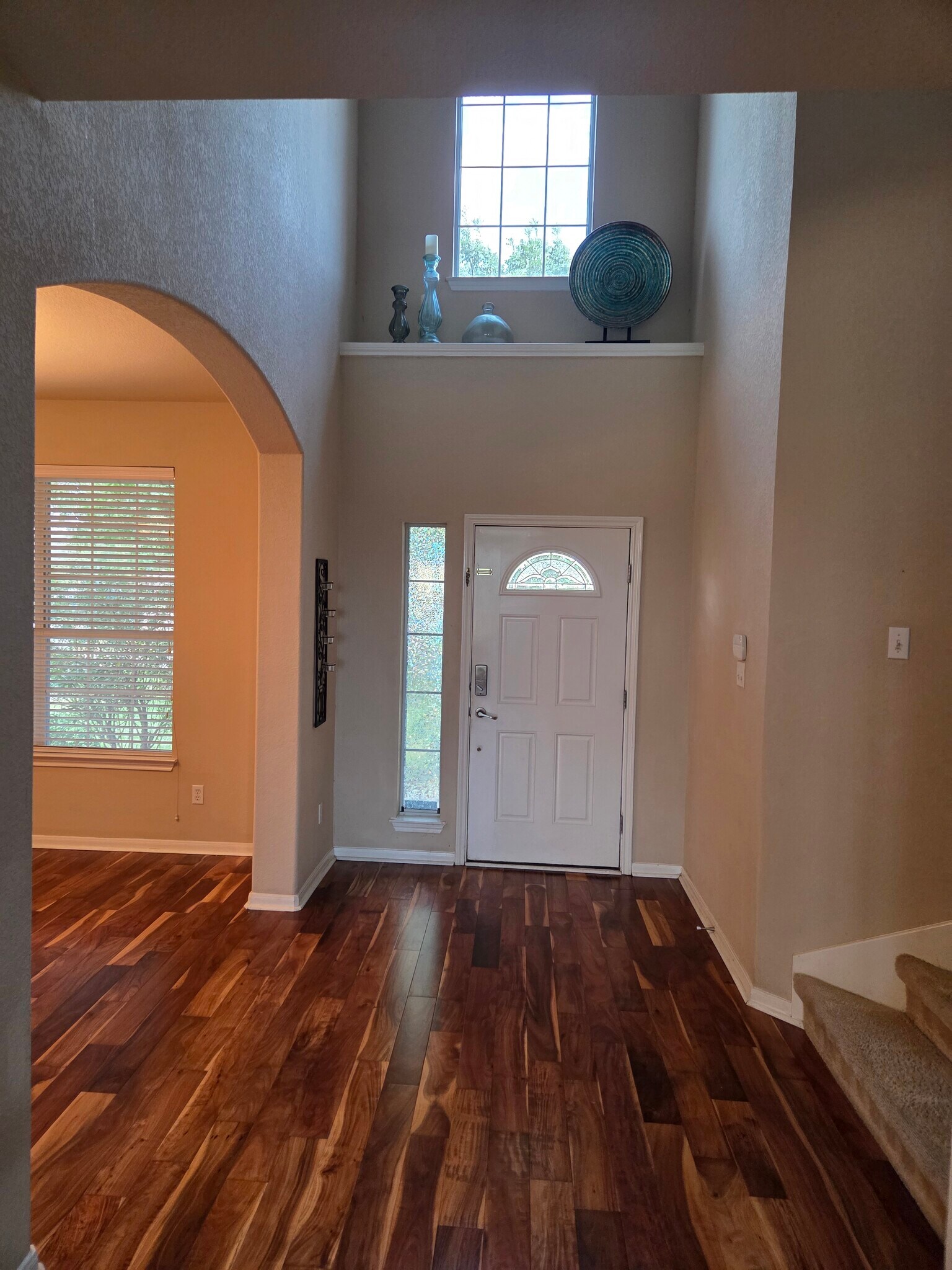 Foyer. Left is formal dining or office. Right is stairs - 18204 Kermit Ct