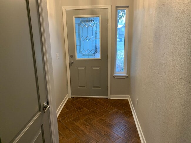 Building Photo - Post Falls Rancher