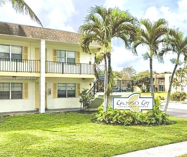 Primary Photo - 4160 NW 21st St