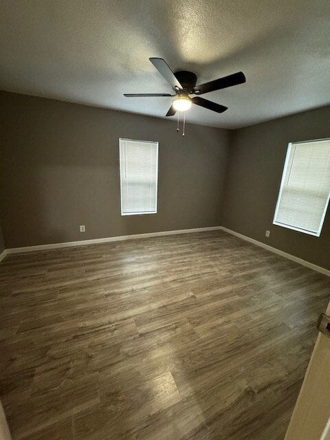 Bedroom 1 - 1510 E Hattie St