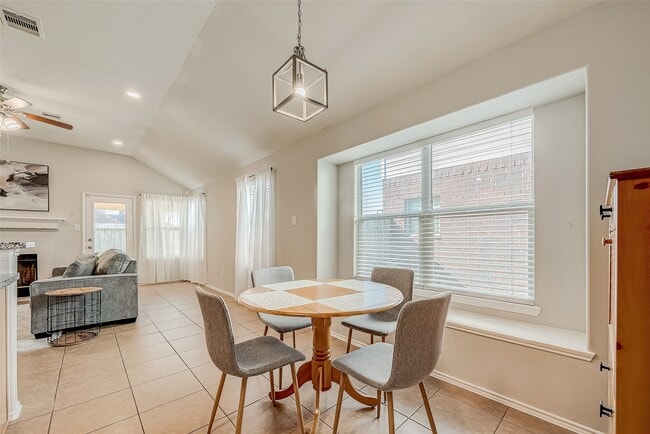 Building Photo - 18515 Bare Meadow Ln