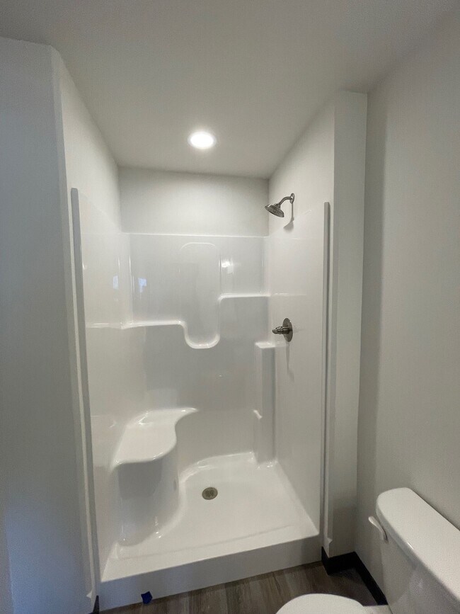 Building Photo - 995 Morning Star Ln