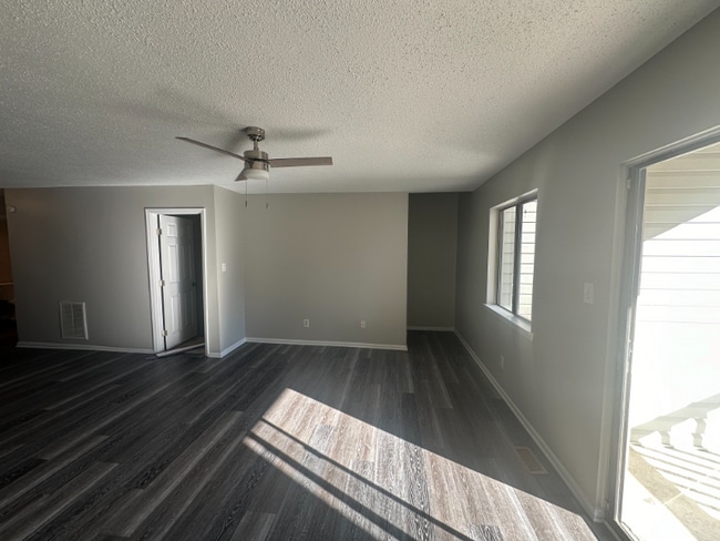 Building Photo - 4720 Walden Pond Dr