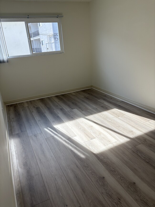 Bedroom 2 - 263 Molino Ave