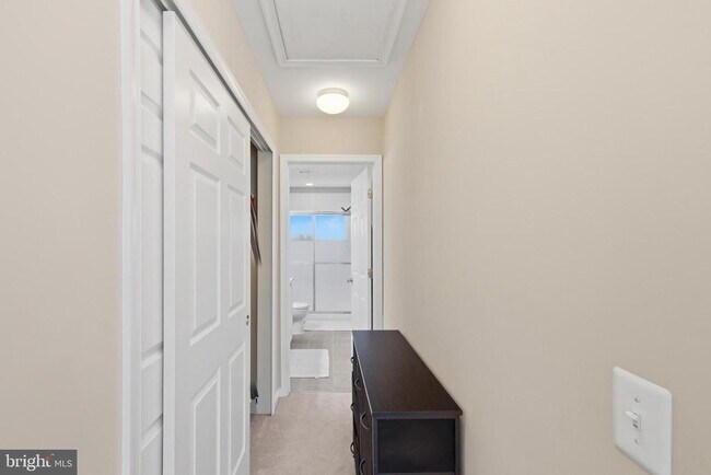 Building Photo - 23098 Fontwell Square