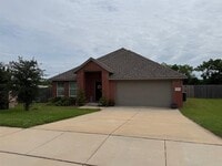Building Photo - 100 W N Creek Dr