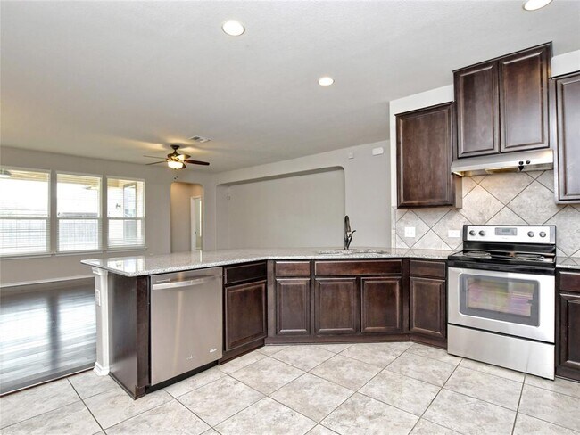 Building Photo - 12401 Dwight Eisenhower St