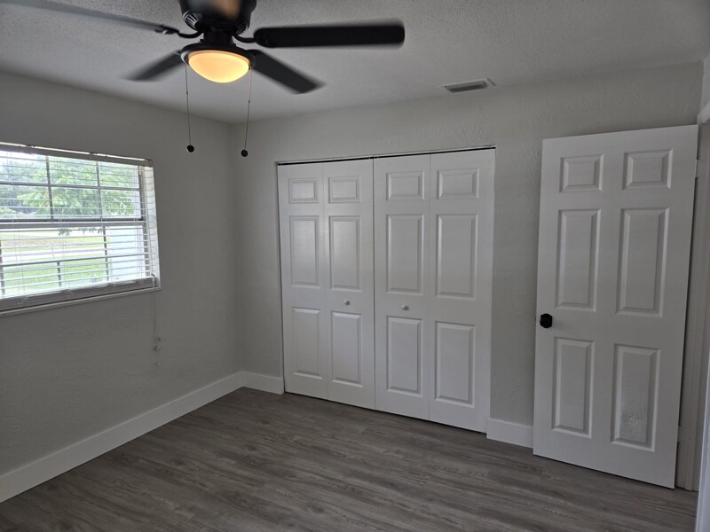 Building Photo - 266 Diamond St