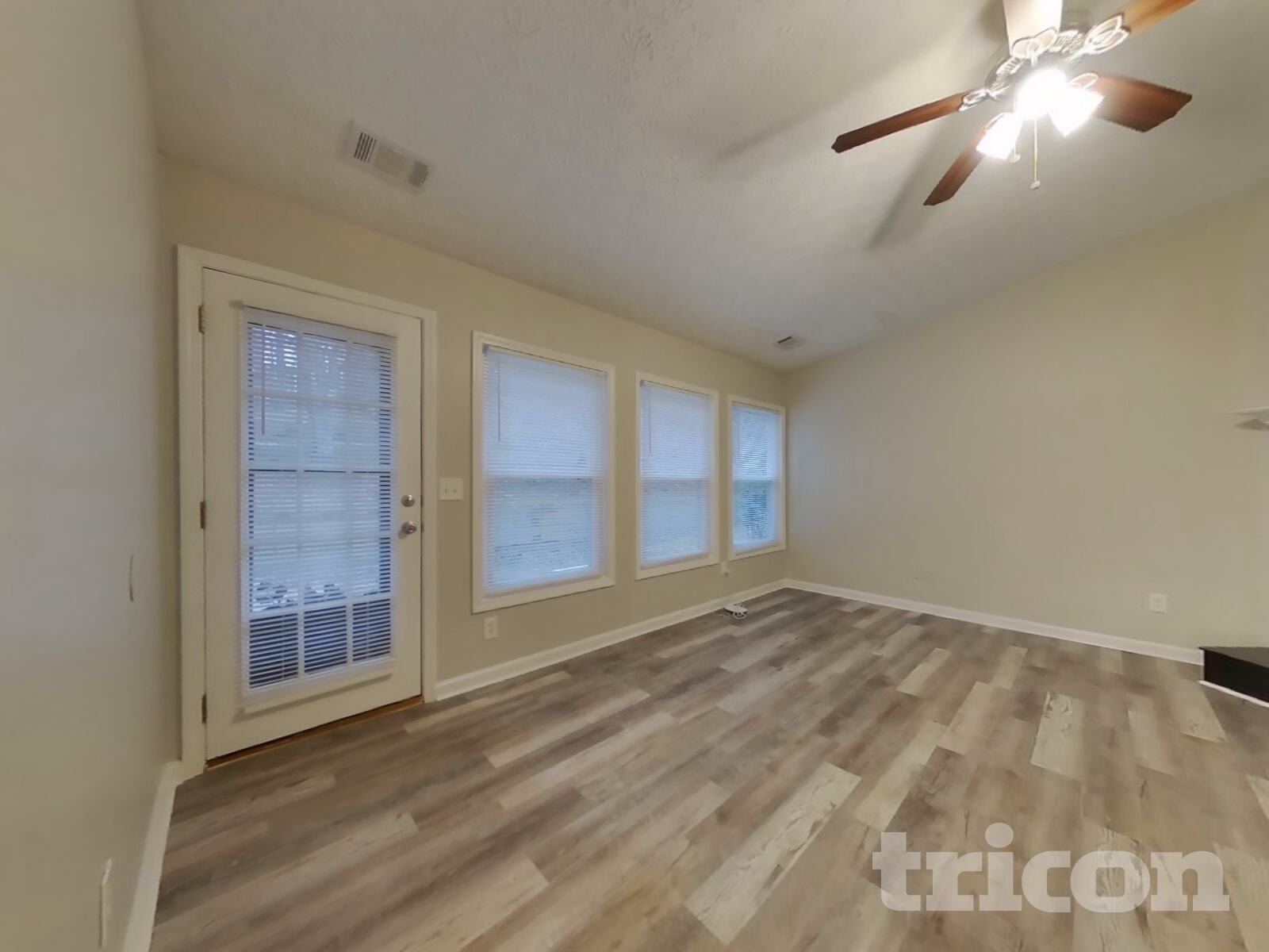 Building Photo - 300 Stone Valley Xin