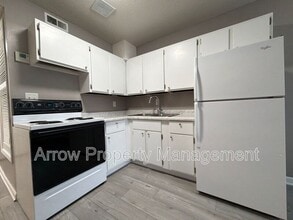 Building Photo - 1111 E Street