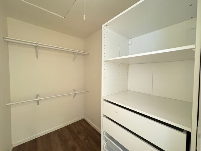 Building Photo - Beautiful & Bright 2Bd/1.5Ba Condo in Mission Viejo w/AC & Garage!