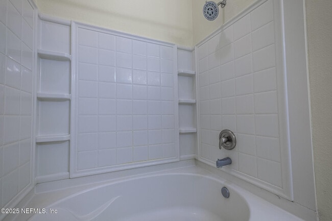 Building Photo - 5719 Parkstone Crossing Dr