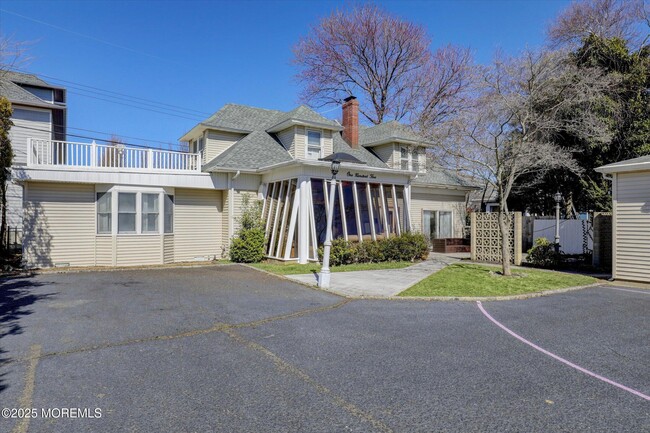 Building Photo - 105 Elberon Ave