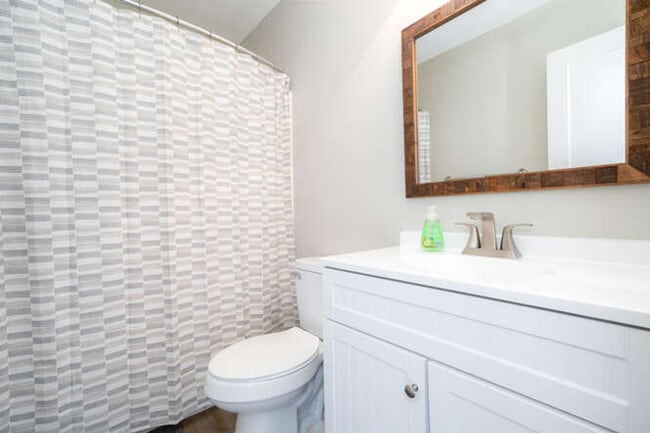 Building Photo - 1060 Washington Ave