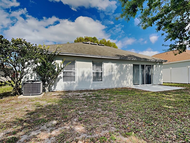 Building Photo - 10319 Soaring Eagle Dr