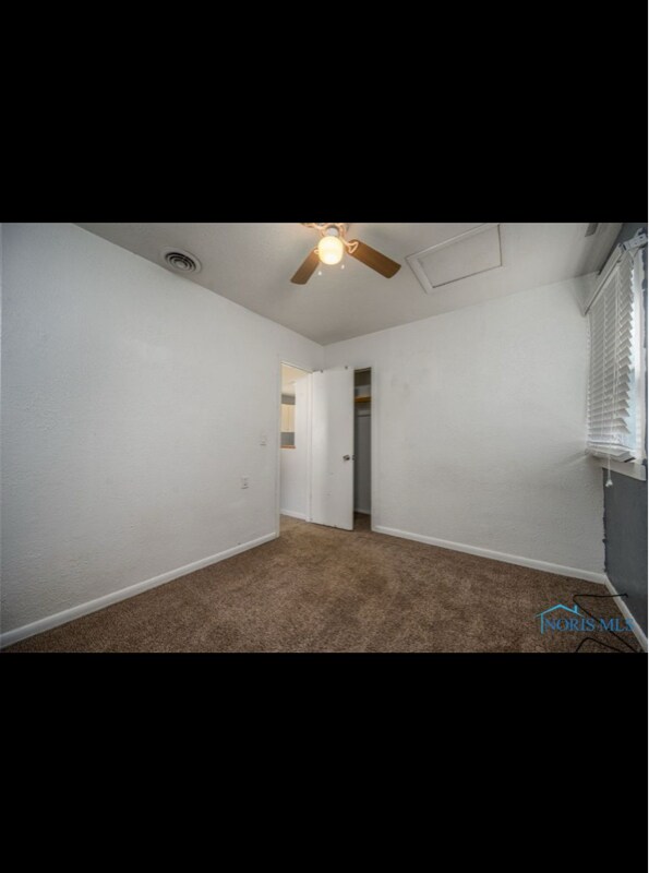Building Photo - 228 Deigle Dr