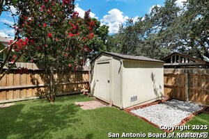 Building Photo - 9815 Lockberry Ln