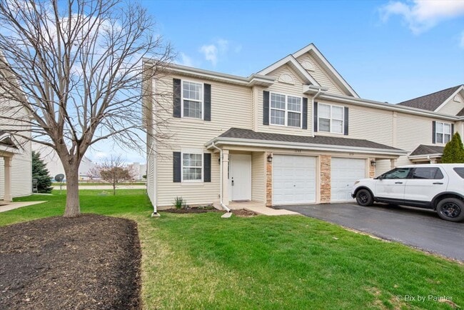 Building Photo - 1737 W Chrysler Dr