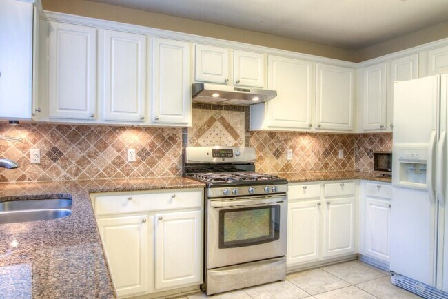 Building Photo - 8701 Corran Ferry Dr