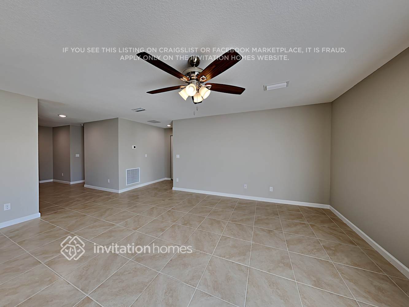 Building Photo - 244 SW Aubudon Ave