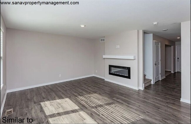 Building Photo - "Ankeny Oasis: Luxurious 4-Bedroom Home with Expansive 3-Car Garage and Secluded Backyard Retreat!"