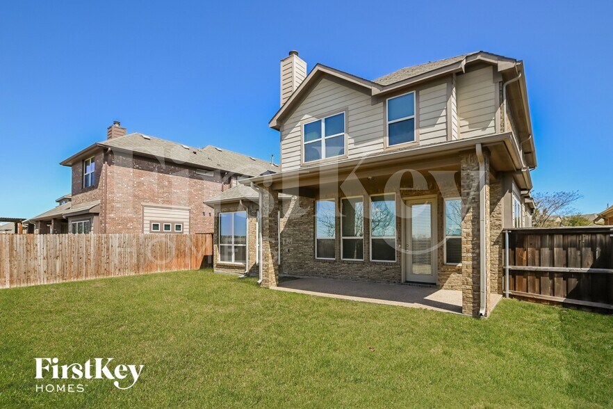 Building Photo - 1045 Dunhill Lane